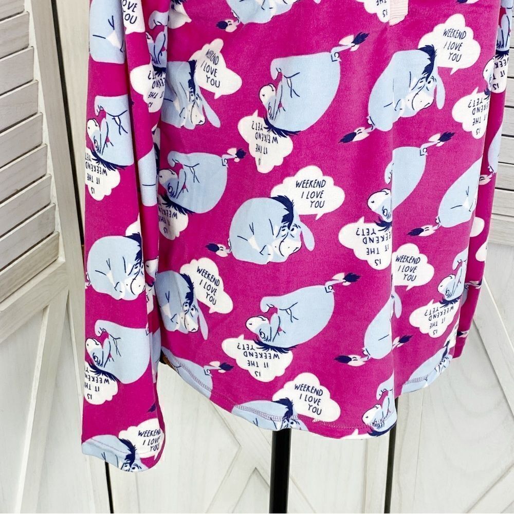 Disney‎ Eeyore Velour Lounge Sleep Shirt Pink Medium Long Sleeve Pullover - Picture 6 of 11